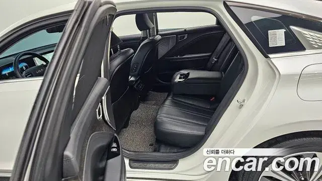 Kia K8 2021 — Photo 11/20