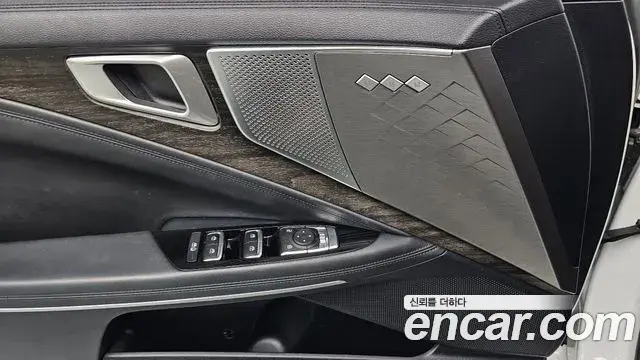 Kia K8 2021 — Photo 17/20