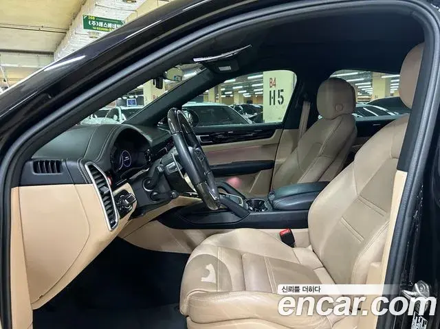 Porsche Cayenne 2021 — Şəkil 11/18