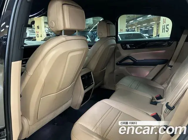 Porsche Cayenne 2021 — Şəkil 4/18