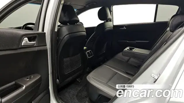 Kia Sportage The Bold 2019 — Şəkil 15/20