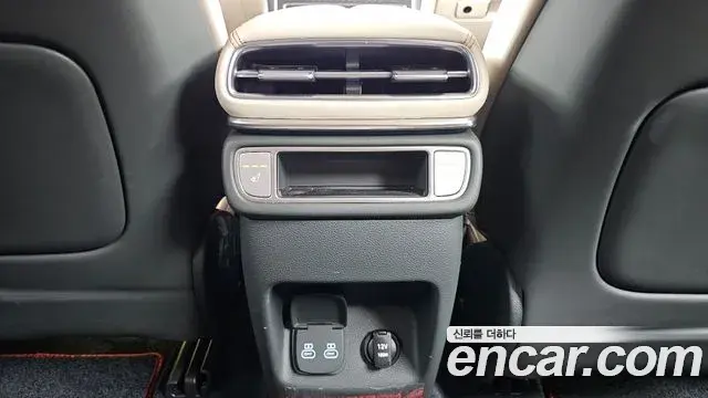 Genesis GV80 Coupe 2024 — Şəkil 13/20