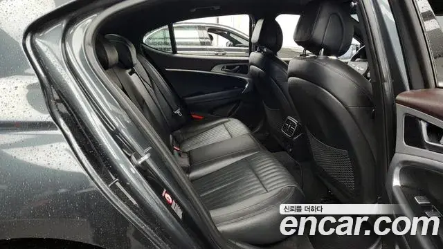 Genesis G70 2020 — ფოტო 11/20