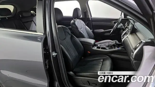 Kia Sorento 2022 — Фото 12/20