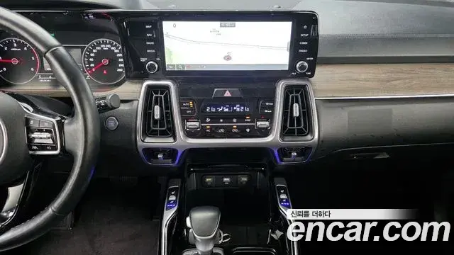 Kia Sorento 2022 — Фото 17/20