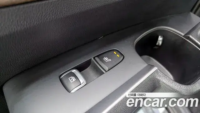 Kia Sorento 2022 — Фото 19/20