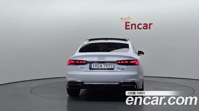 Audi A5 2021 — ფოტო 18/20