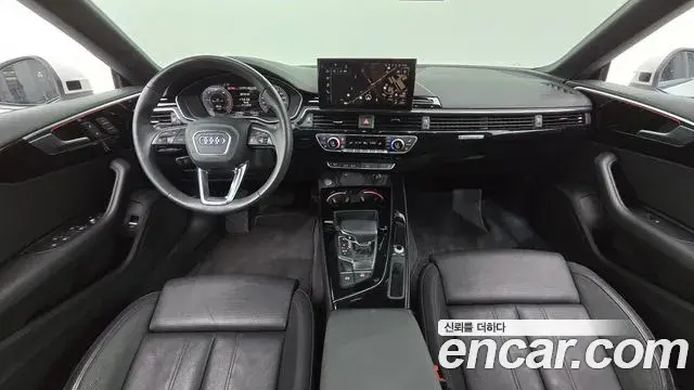 Audi A5 2021 — ფოტო 17/20
