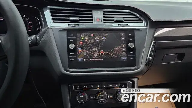 Volkswagen Tiguan Allspace 2020 — Photo 4/20