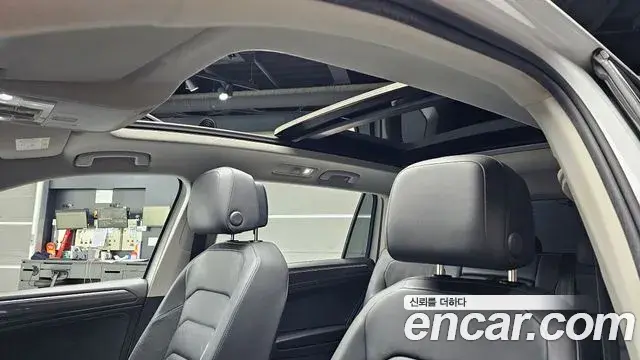 Volkswagen Tiguan Allspace 2020 — Photo 16/20