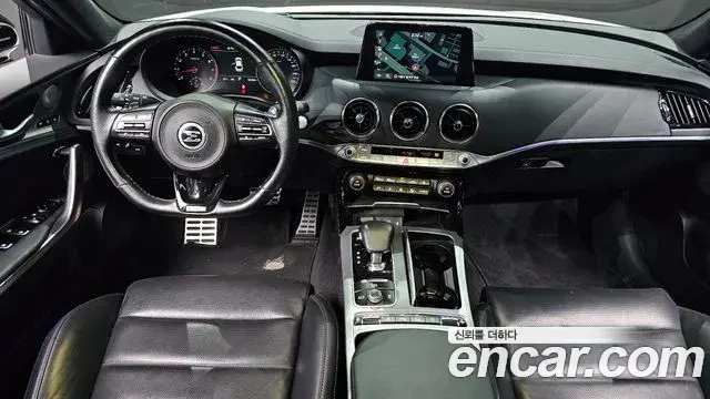 Kia Stinger 2020 — ფოტო 12/20