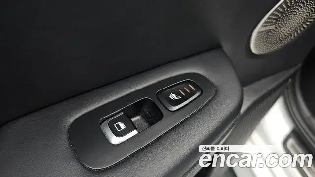 Kia Stinger 2020 — ფოტო 8/20