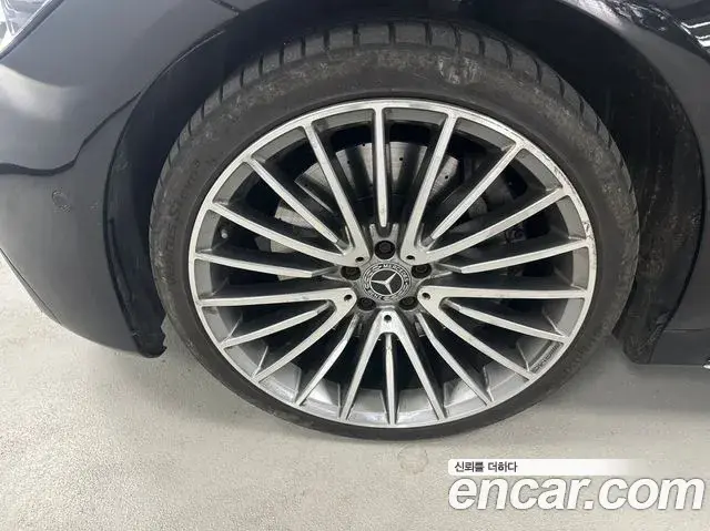 Mercedes-Benz S-Class 2023 — ფოტო 16/17