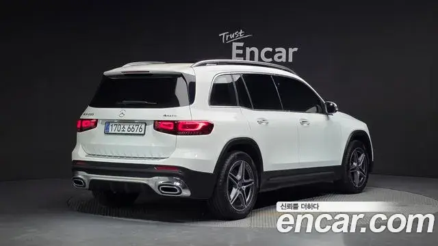 Mercedes-Benz GLB-Class 2020 — ფოტო 12/20