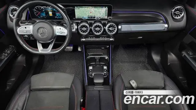 Mercedes-Benz GLB-Class 2020 — ფოტო 3/20