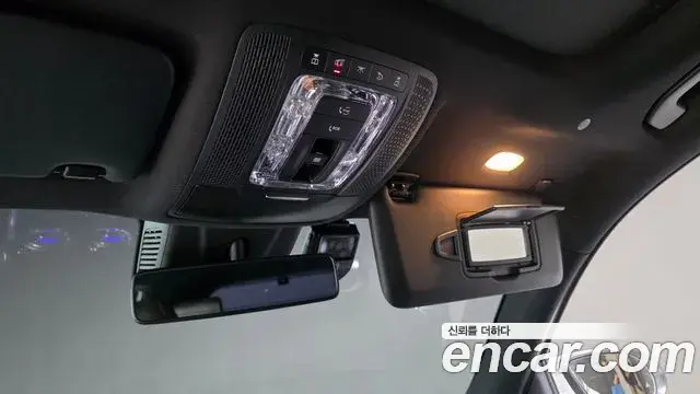 Mercedes-Benz GLB-Class 2020 — ფოტო 17/20