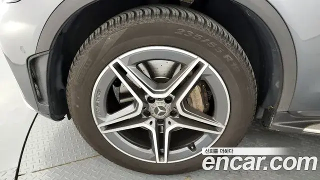 Mercedes-Benz GLC-Class 2020 — ფოტო 17/20