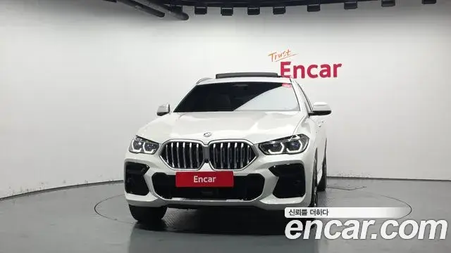 BMW X6 2023 — ფოტო 15/20