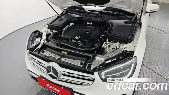 Mercedes-Benz GLC-Class 2020 — ფოტო 18/20
