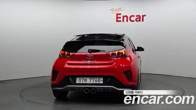Hyundai Veloster 2018 — Photo 4/20