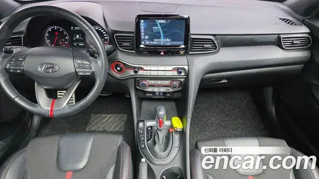 Hyundai Veloster 2018 — Photo 7/20