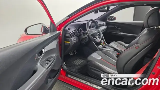 Hyundai Veloster 2018 — Photo 10/20