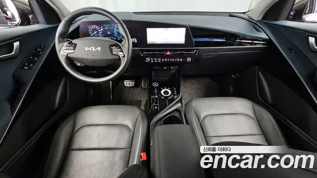 Kia Niro 2023 — Şəkil 13/20