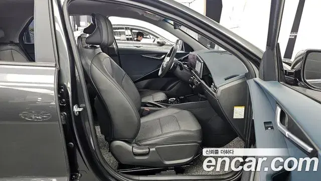Kia Niro 2023 — Şəkil 6/20