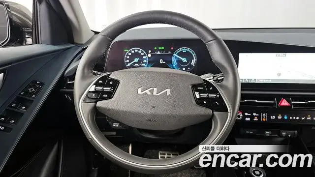 Kia Niro 2023 — Şəkil 20/20