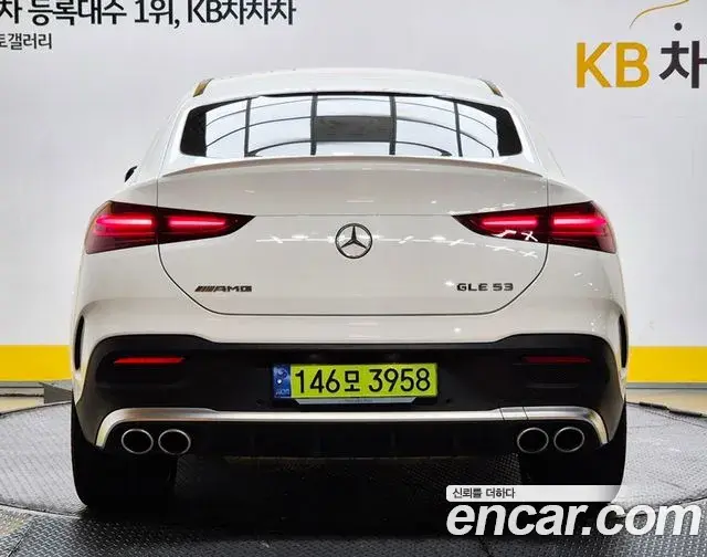 Mercedes-Benz GLE-Class 2024 — Şəkil 10/19
