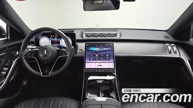 Mercedes-Benz S-Class 2024 — Photo 5/20
