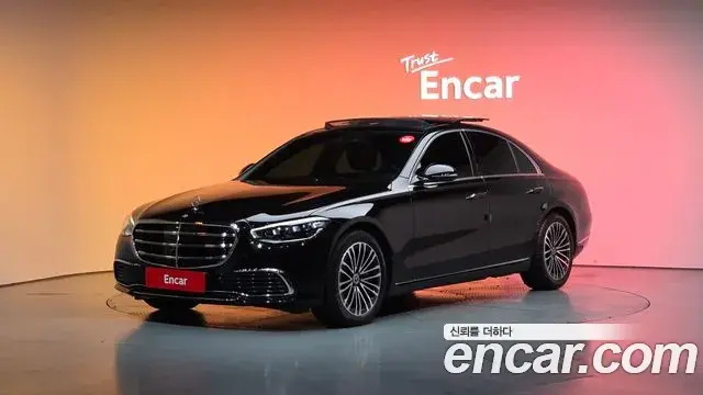 Mercedes-Benz S-Class 2024 — Photo 3/20