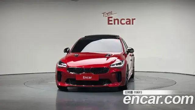 Kia Stinger Meister 2022 — Photo 14/20