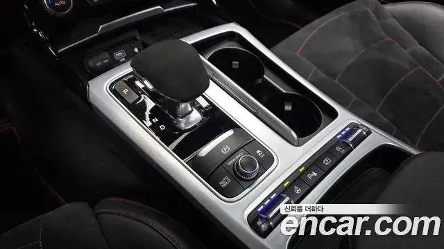 Kia Stinger Meister 2022 — Photo 13/20