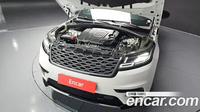 Land Rover Range Rover Velar 2023 — Фото 6/20