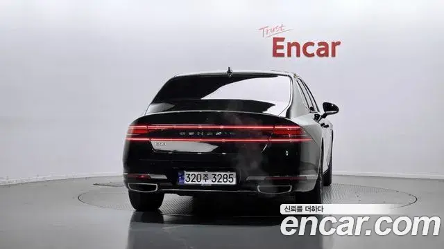 Genesis G90 2022 — ფოტო 5/20