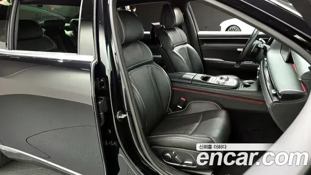 Genesis G90 2022 — ფოტო 16/20