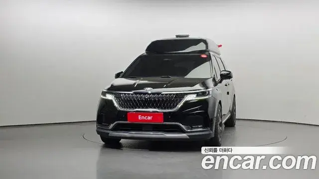 Kia Carnival 2021 — Фото 3/20