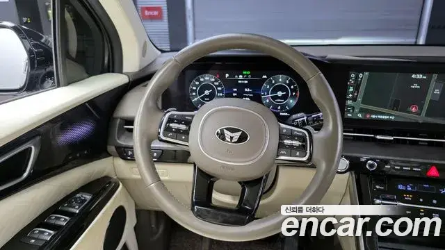 Kia Carnival 2021 — Фото 13/20