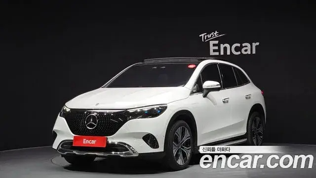 Mercedes-Benz EQE SUV 2023 — Photo 1/20