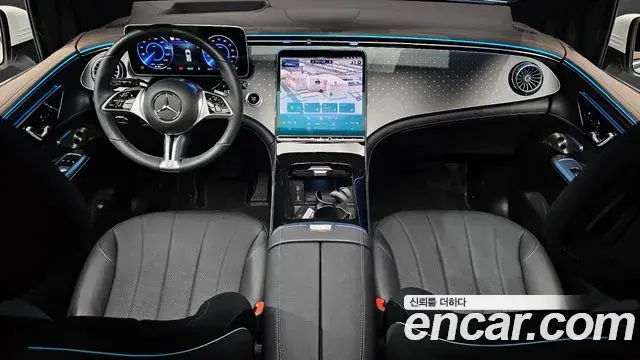 Mercedes-Benz EQE SUV 2023 — Photo 11/20