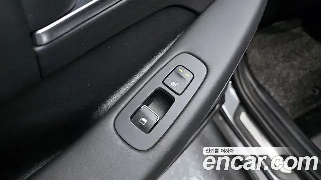 Hyundai Sonata Hybrid 2021 — Photo 15/20