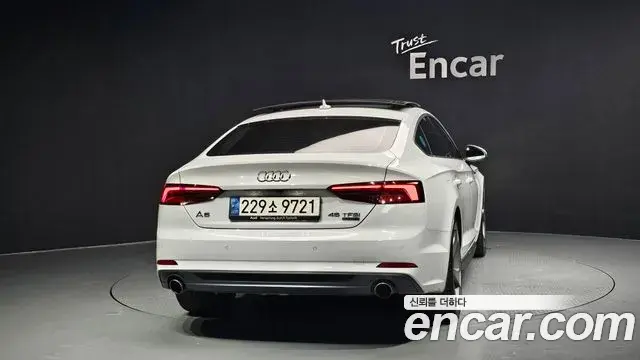 Audi A5 2019 — Photo 1/20