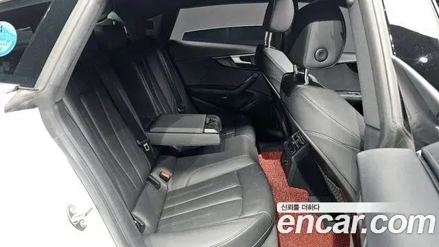 Audi A5 2019 — Photo 2/20