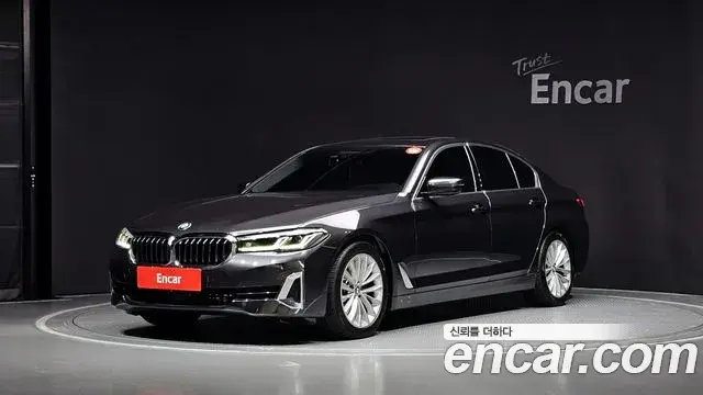 BMW 5 Series 2020 — Şəkil 9/20