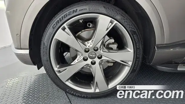Genesis GV80 2020 — Photo 1/20