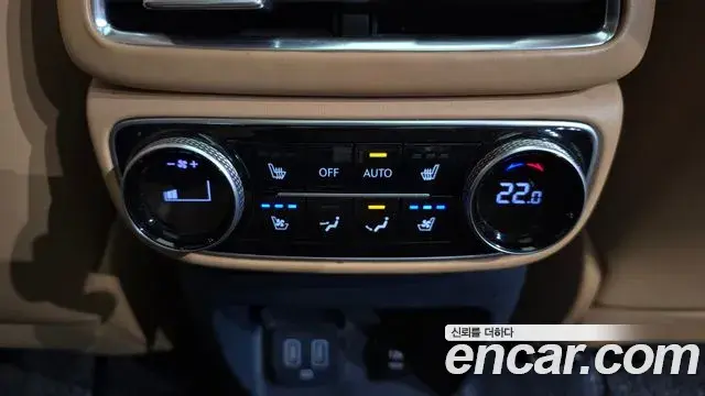 Genesis GV80 2020 — Photo 6/20