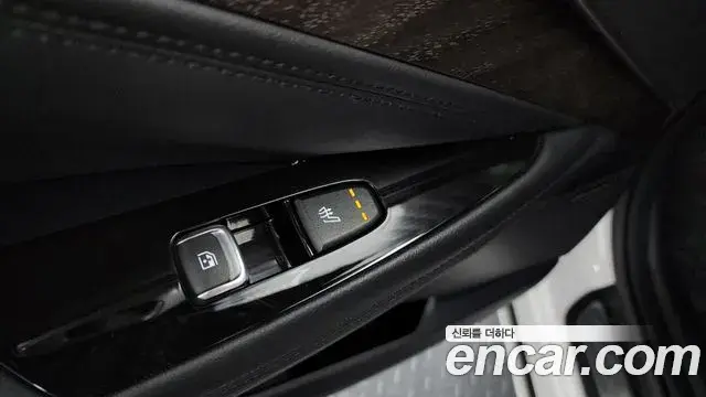 Kia K8 2023 — Photo 16/20