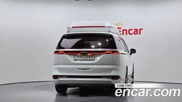 Kia Carnival 2022 — Фото 4/20