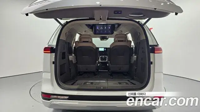 Kia Carnival 2022 — Фото 20/20